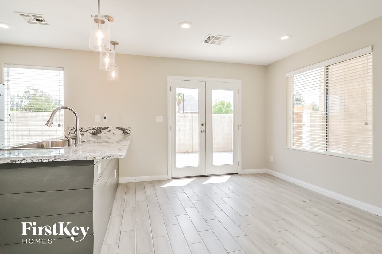 2148 Casa Ladera St - Photo 6 of 15