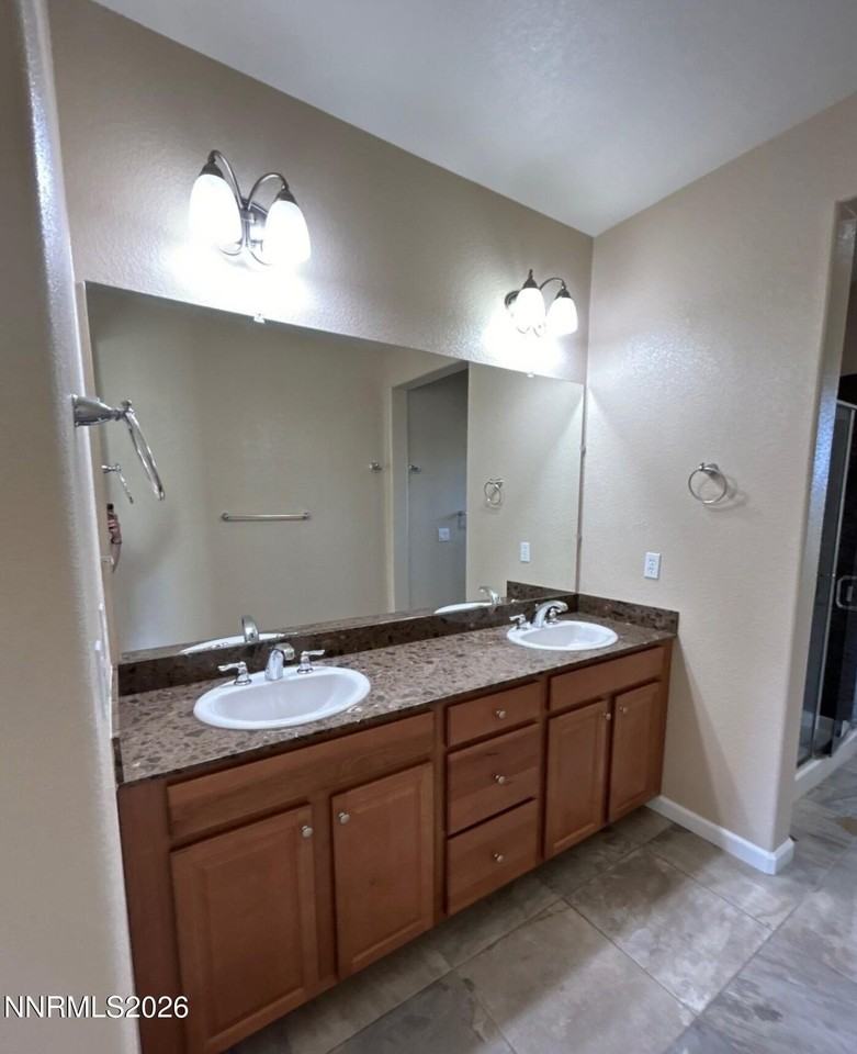 2726 Alessandro Dr - Photo 4 of 9
