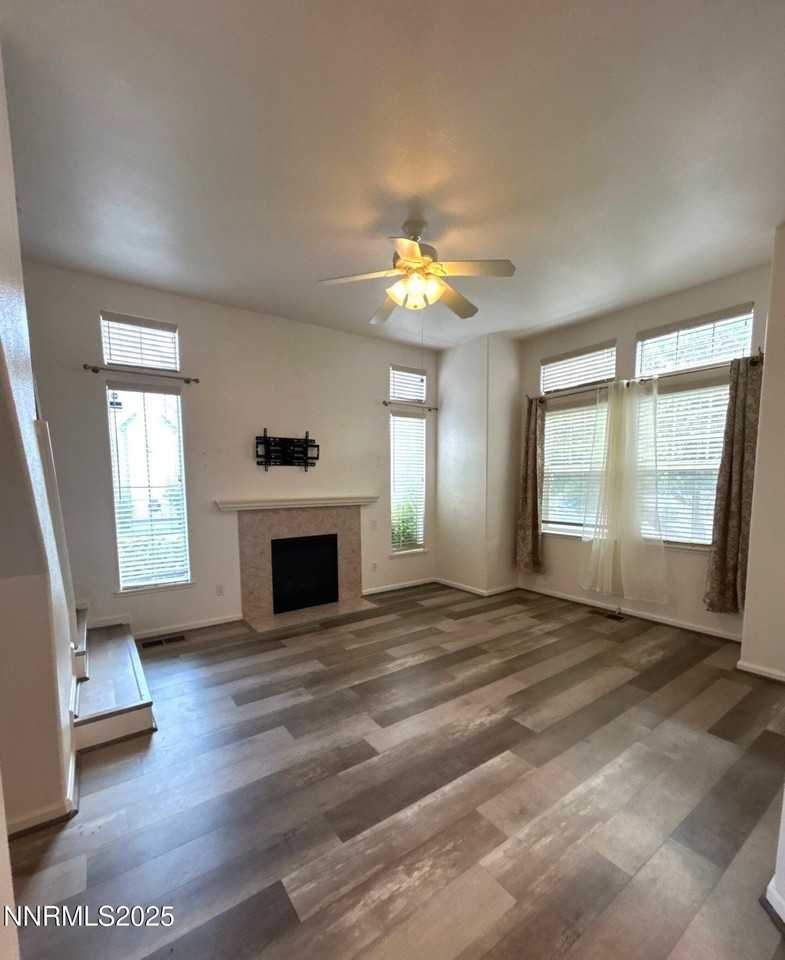 3498 Mashie Dr - Photo 2 of 20