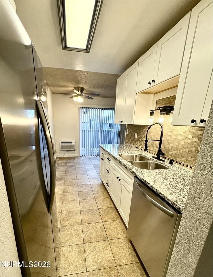3948 Clear Acre Ln #261 - Photo 4 of 17
