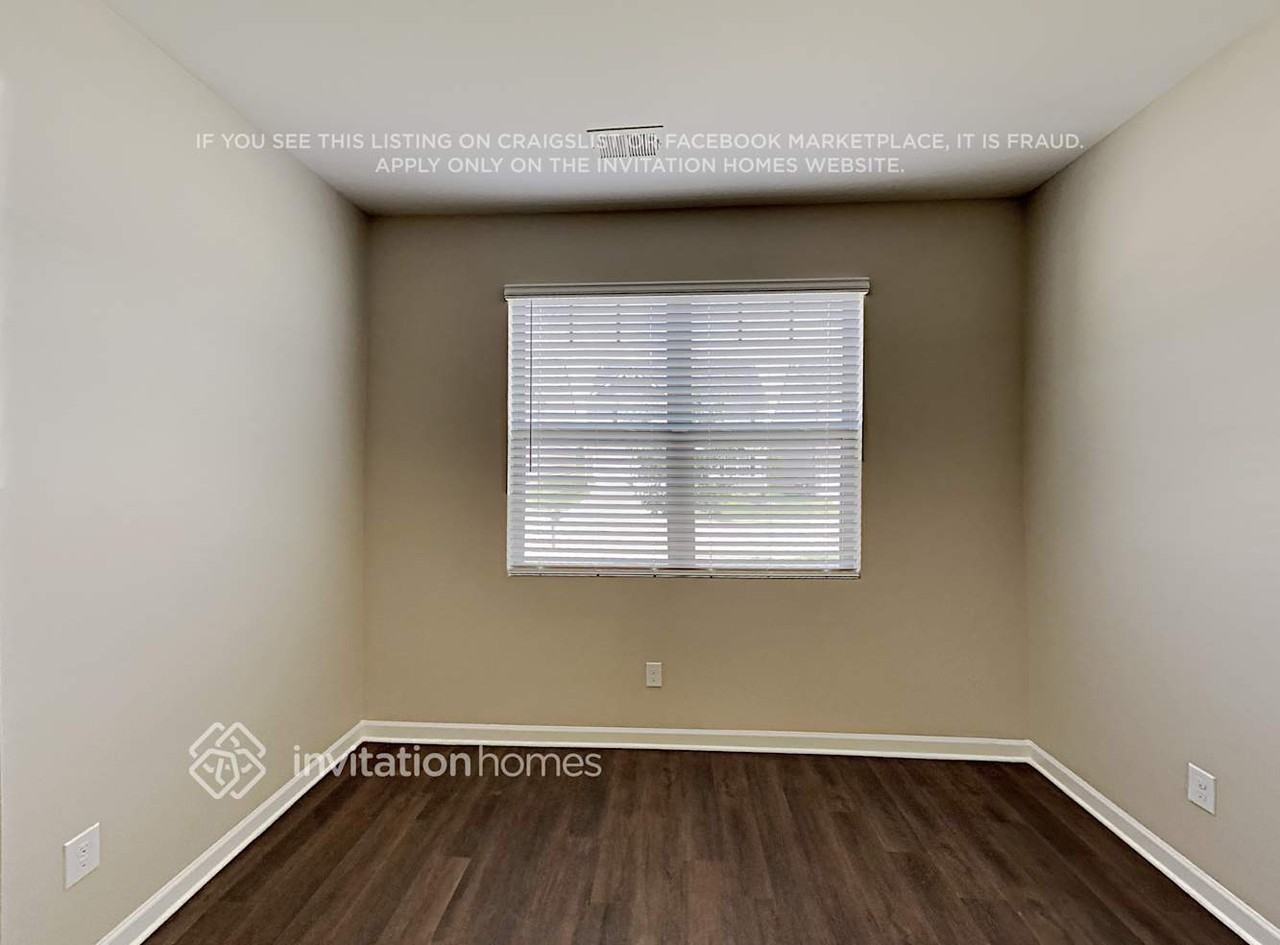 1716 Danville Dr - Photo 4 of 24