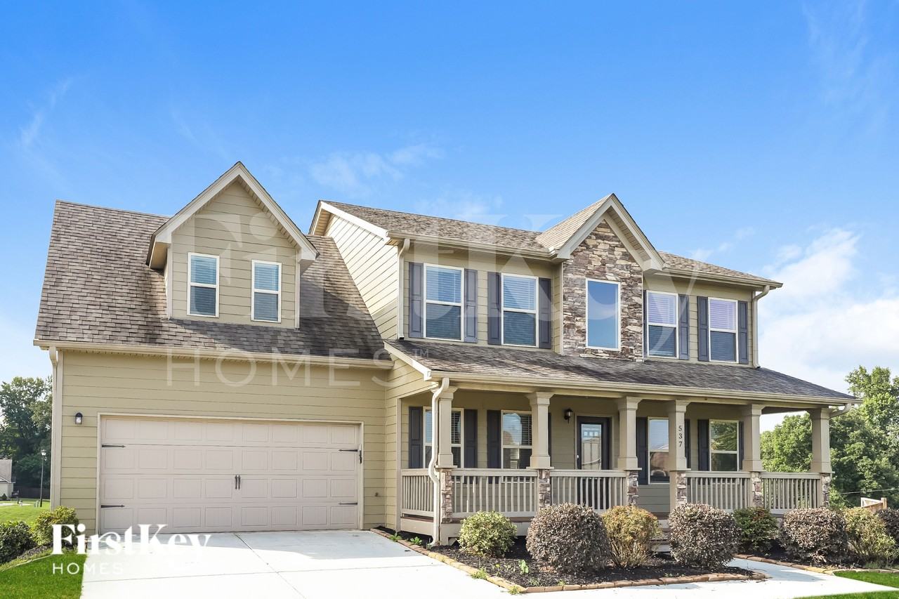 537 Cambridge Farms Dr