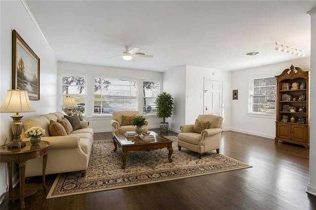 7924 Lincoln Beach Blvd - Photo 3 of 22