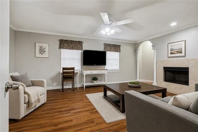 605 N Lester Ave - Photo 2 of 23