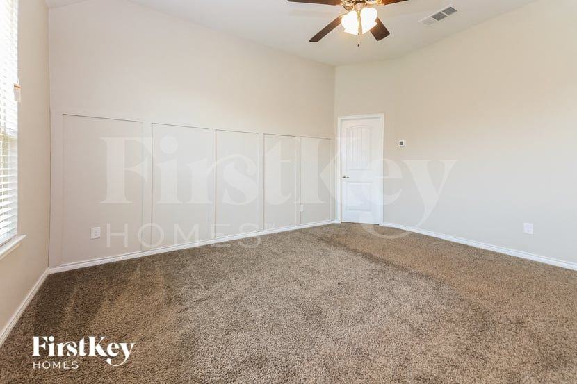 105 Gentle Circle Way - Photo 7 of 16