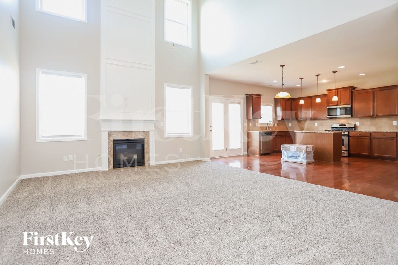 224 Woodmill Way Sw - Photo 2 of 18