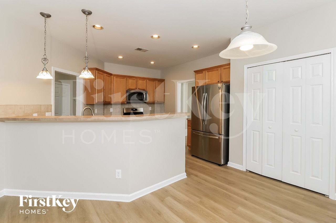 4543 Gapstow Bridge Ln - Photo 6 of 15