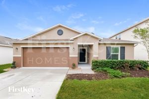featured image of 7261 Somerset Pond Dr