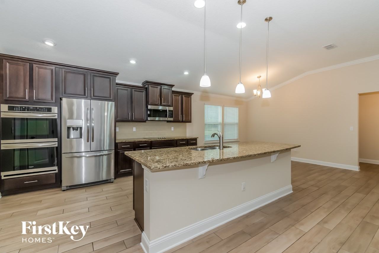11445 Paceys Pond Cir - Photo 4 of 15