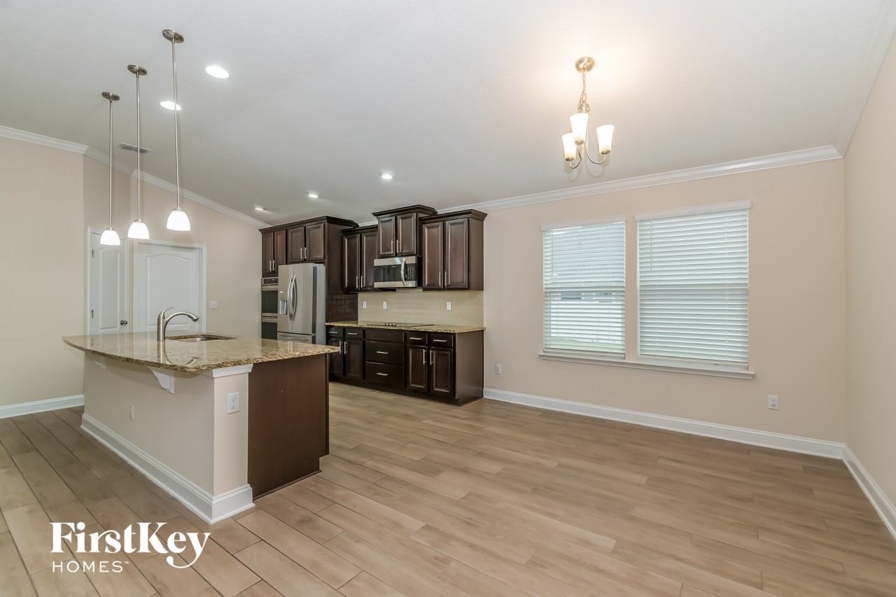 11445 Paceys Pond Cir - Photo 5 of 15