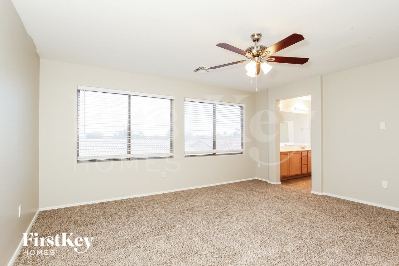 14949 N 151st Dr - Photo 7 of 15