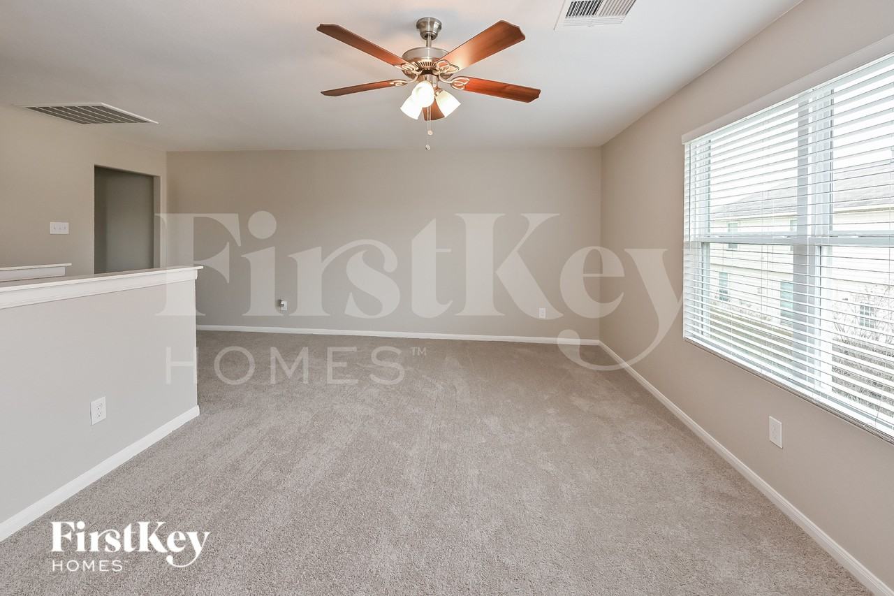 4930 Hackamore Brook Ct - Photo 7 of 15