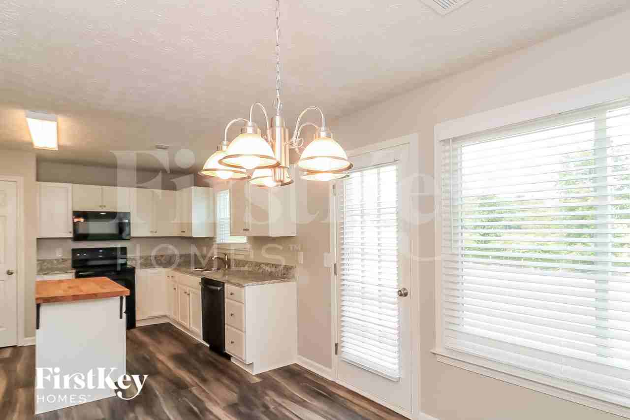 138 Wards Creek Ln - Photo 5 of 18