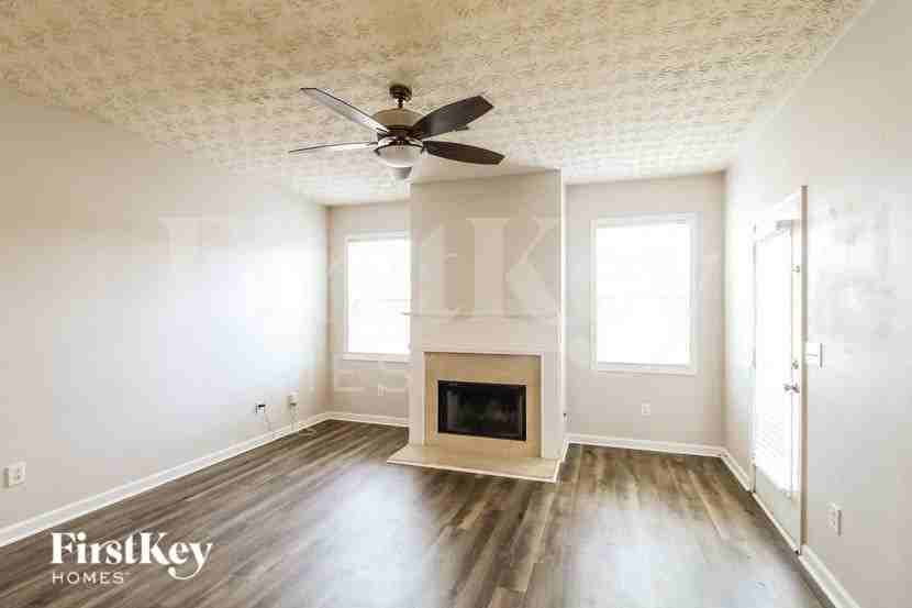 779 Clairidge Elm Trl - Photo 2 of 16