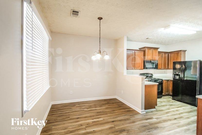 779 Clairidge Elm Trl - Photo 5 of 16
