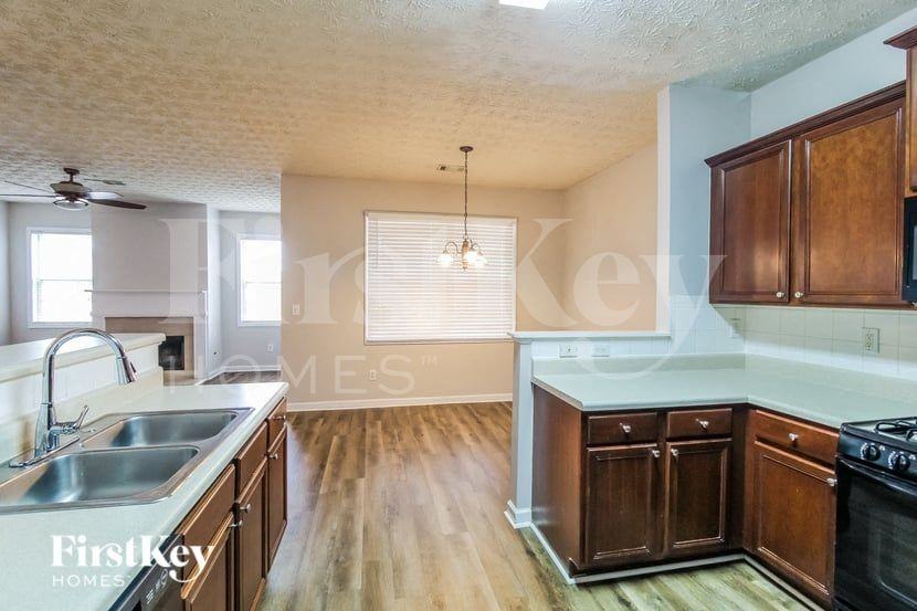 779 Clairidge Elm Trl - Photo 6 of 16