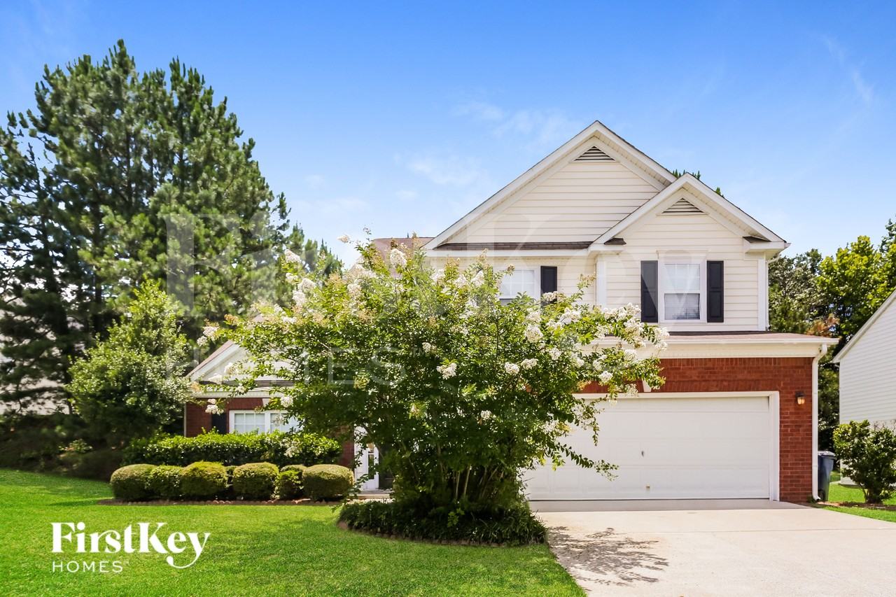 235 Lazy Willow Ln