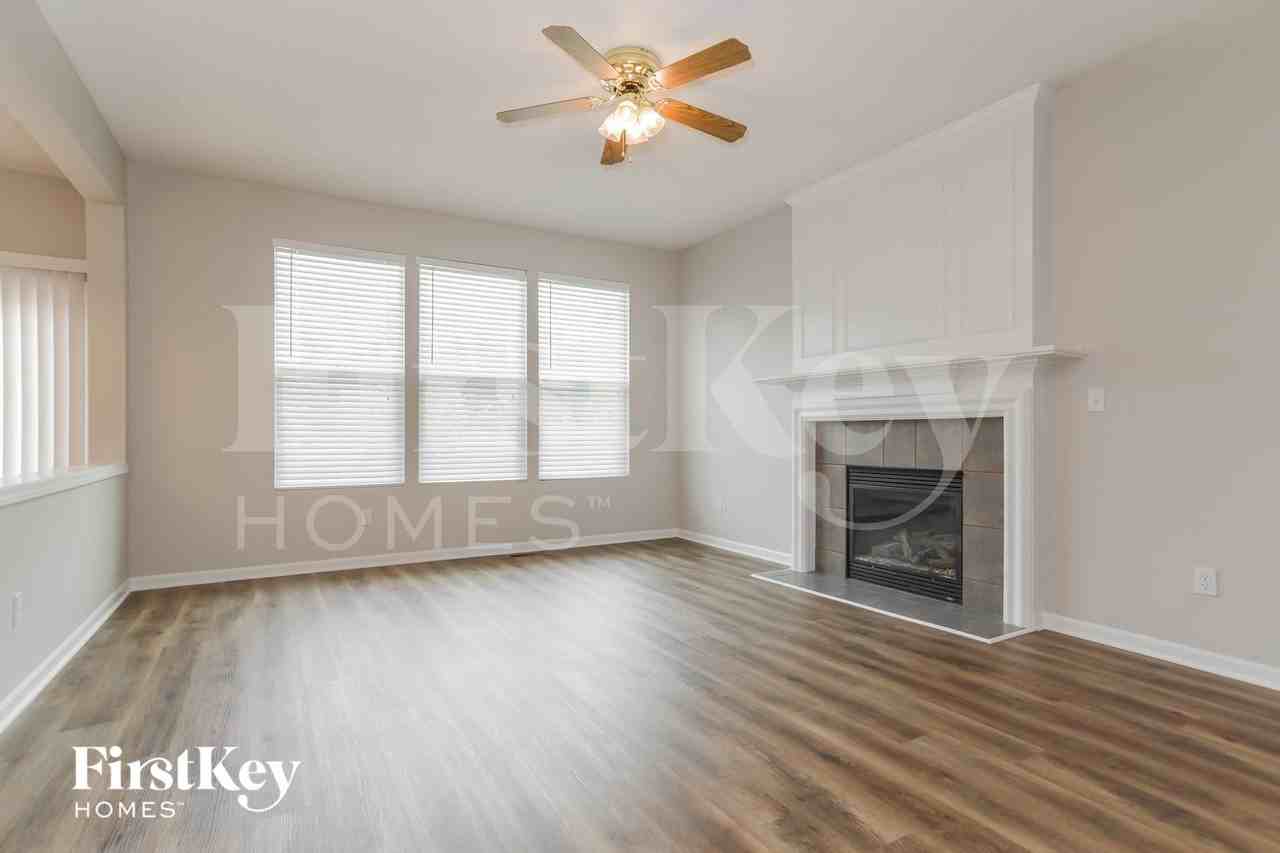 1606 Nw 55th Ter - Photo 4 of 15