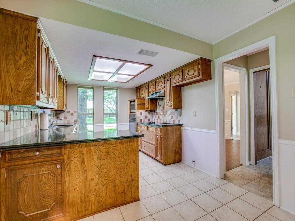 1103 Sundial Dr - Photo 7 of 25