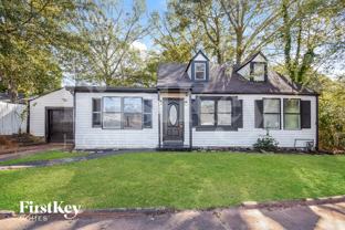 2456 Maple St - Photo 1 of 1