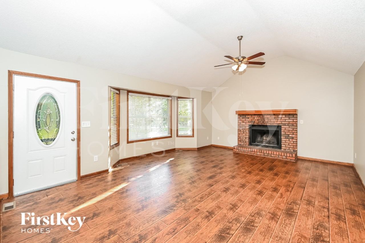 3059 Chelsea Ln - Photo 6 of 18