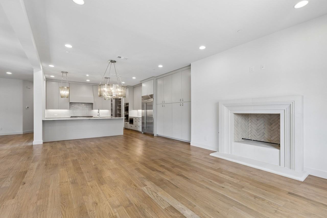 76 Cortes Dr - Photo 6 of 38