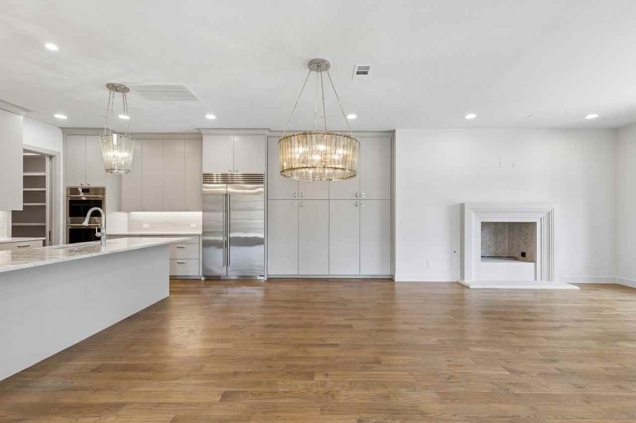 76 Cortes Dr - Photo 7 of 38