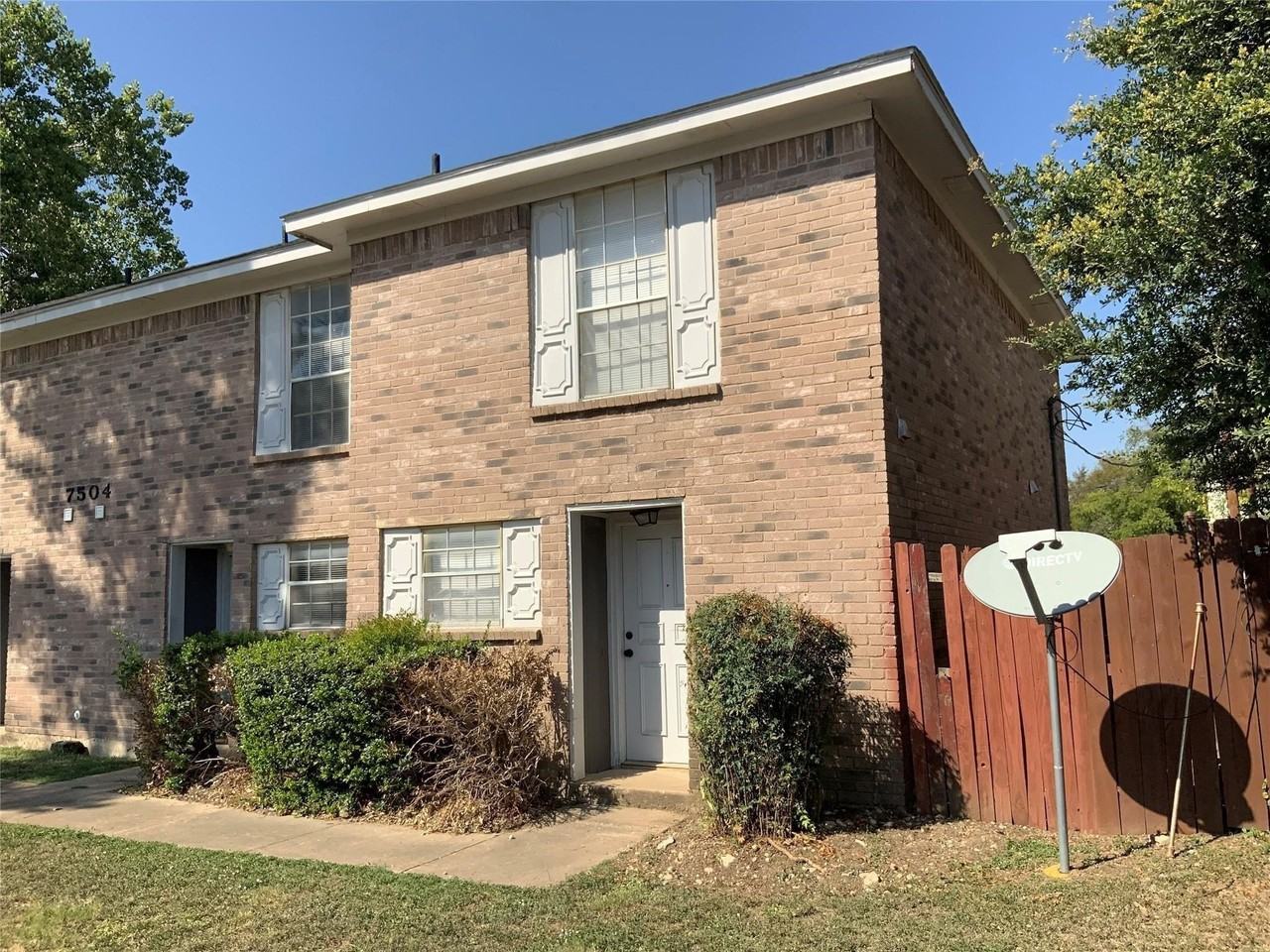 7504 Chapin Rd #B - Photo 6 of 16