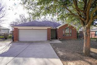 407 Redbud Ln - Photo 1 of 1