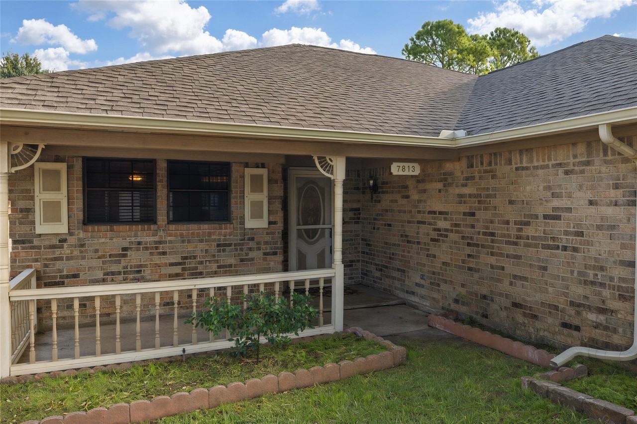 7813 Redwood Ct - Photo 4 of 35