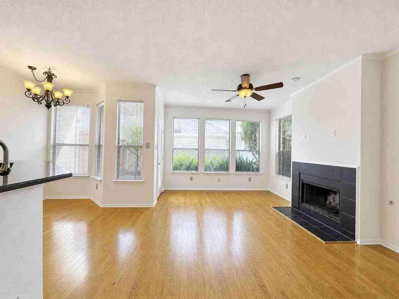 6024 Longley Ct - Photo 2 of 15