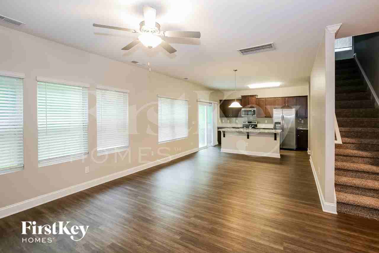 9507 Blue Knoll Ct - Photo 5 of 16