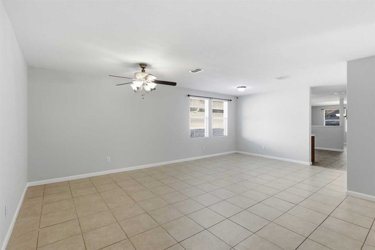 9582 Rosedale Dr - Photo 3 of 25