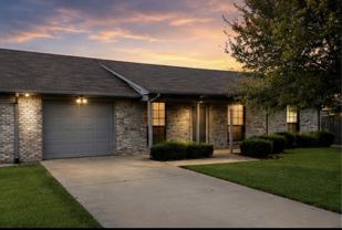418 N Sierra Trl - Photo 1 of 1