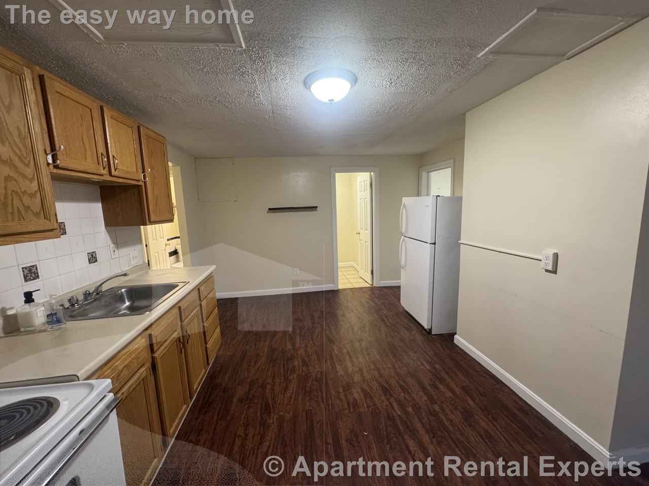 4 Douglas St #1