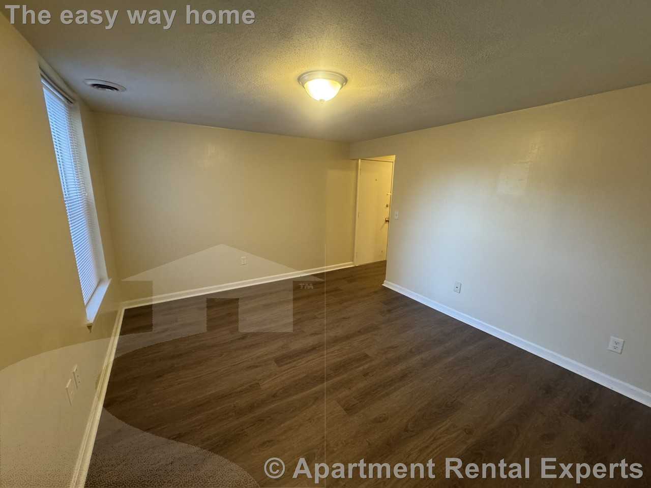4 Douglas St #1 - Photo 6 of 15