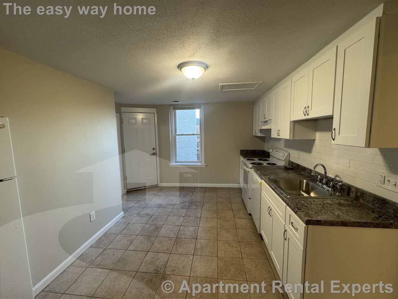 4 Douglas St #2 - Photo 2 of 21