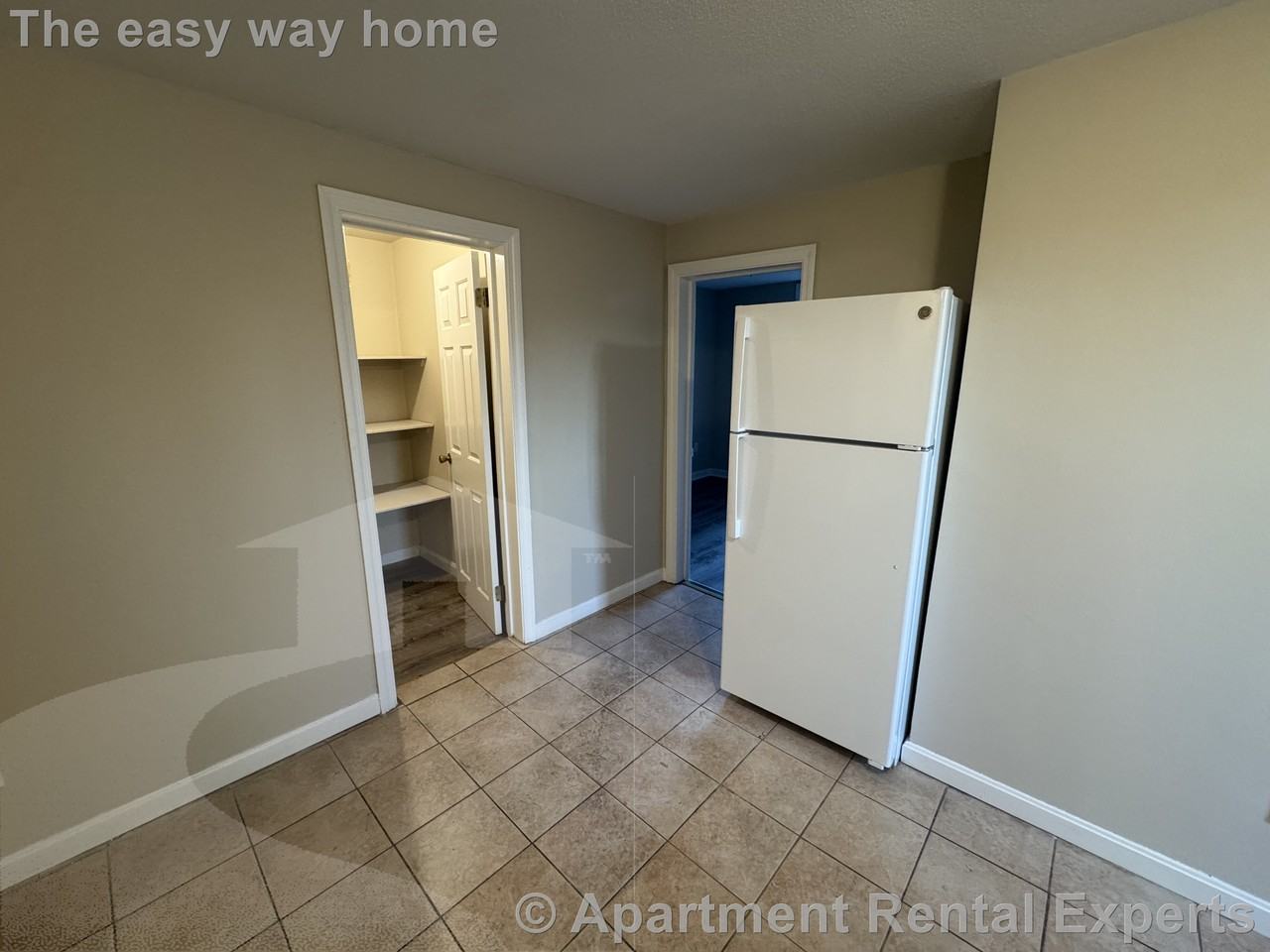 4 Douglas St #2 - Photo 3 of 21
