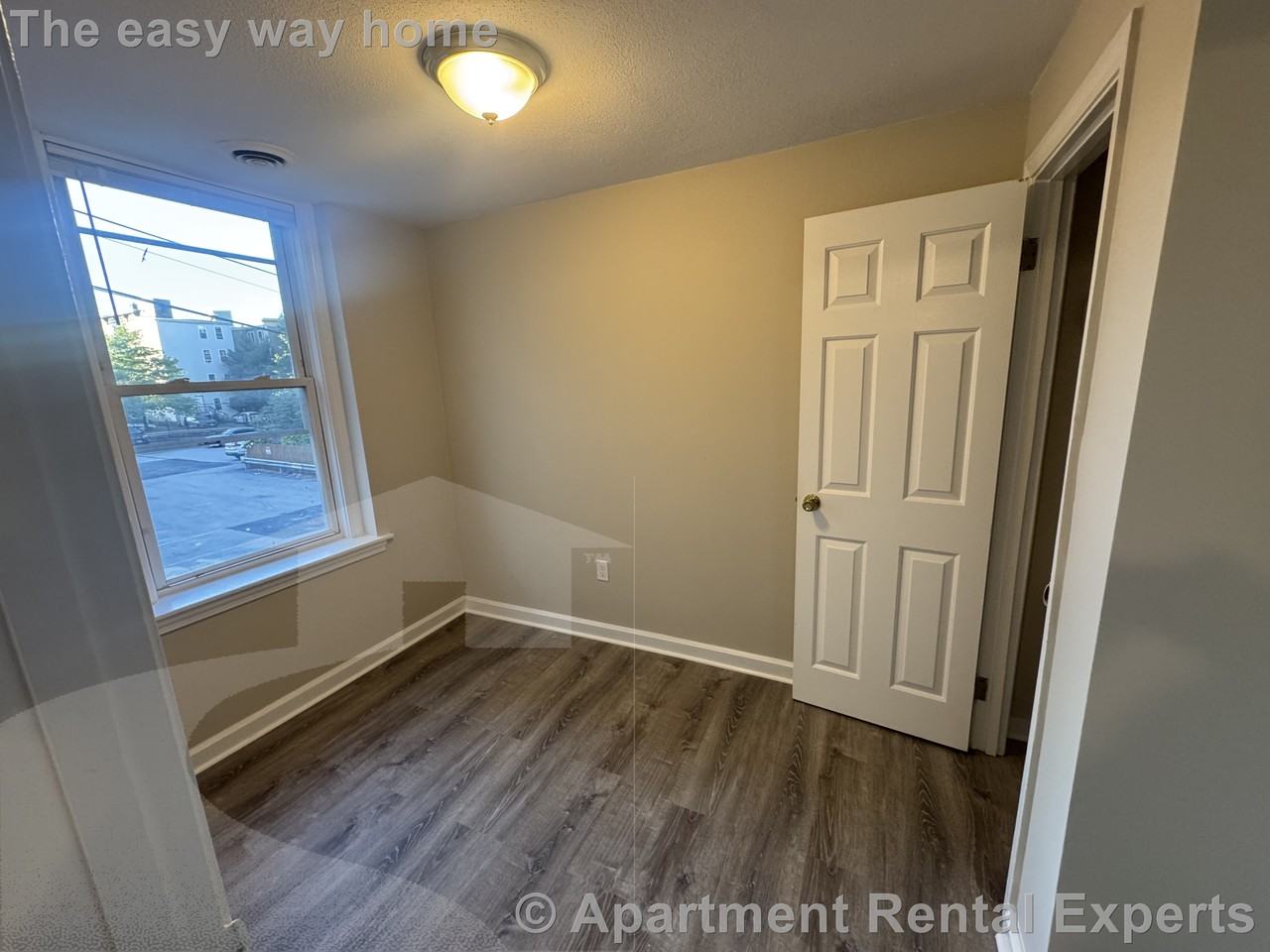 4 Douglas St #2 - Photo 6 of 21