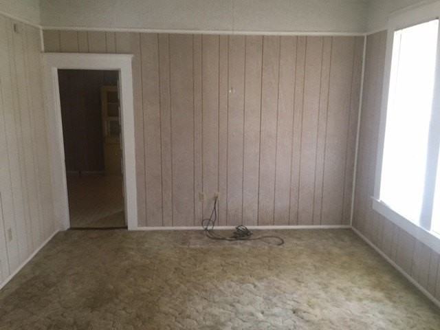 718 Vine St - Photo 5 of 10