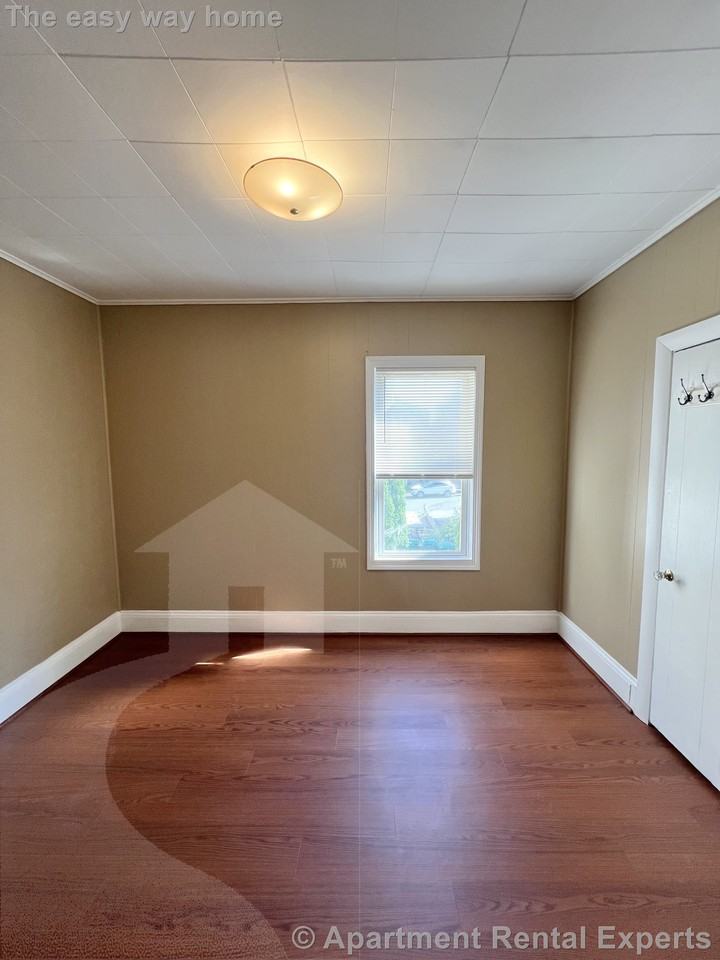 53 Winchester St #2 - Photo 7 of 12