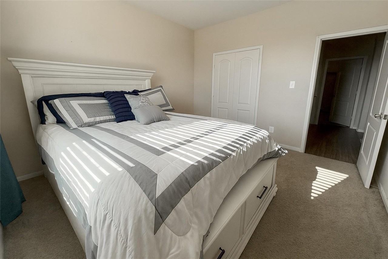 1837 Rialto Ln - Photo 6 of 19