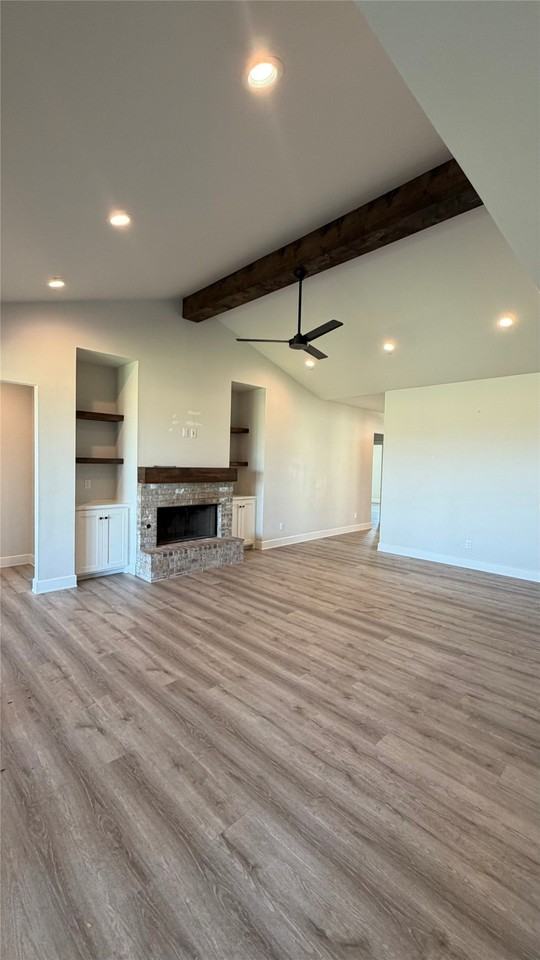 5014 Cranbrook Dr - Photo 4 of 38