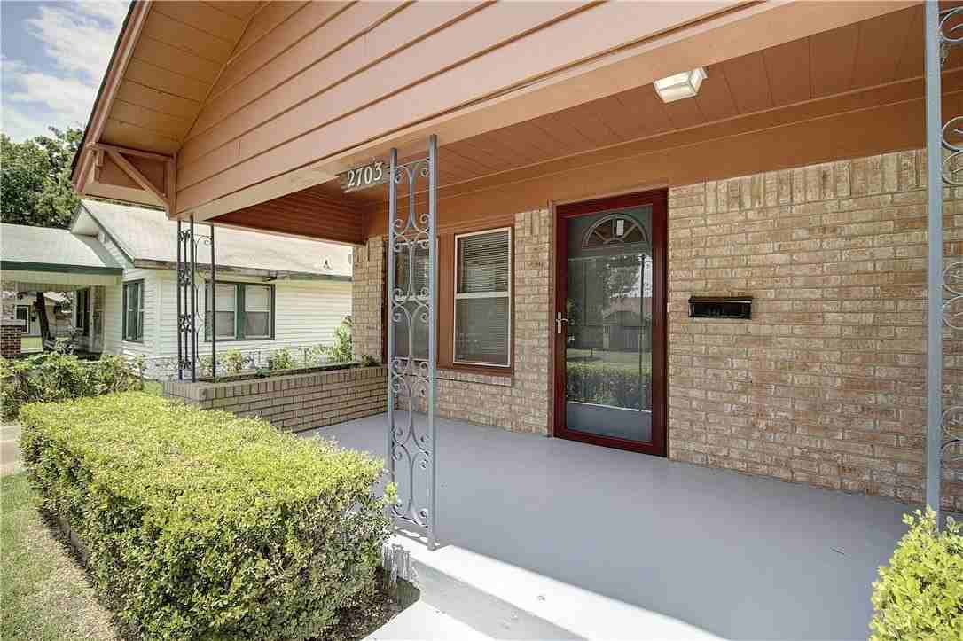 2703 Galvez Ave - Photo 2 of 15
