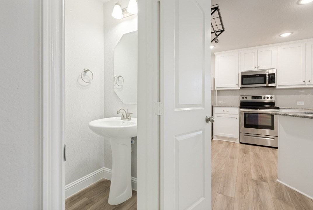6815 Jade Dr - Photo 6 of 12