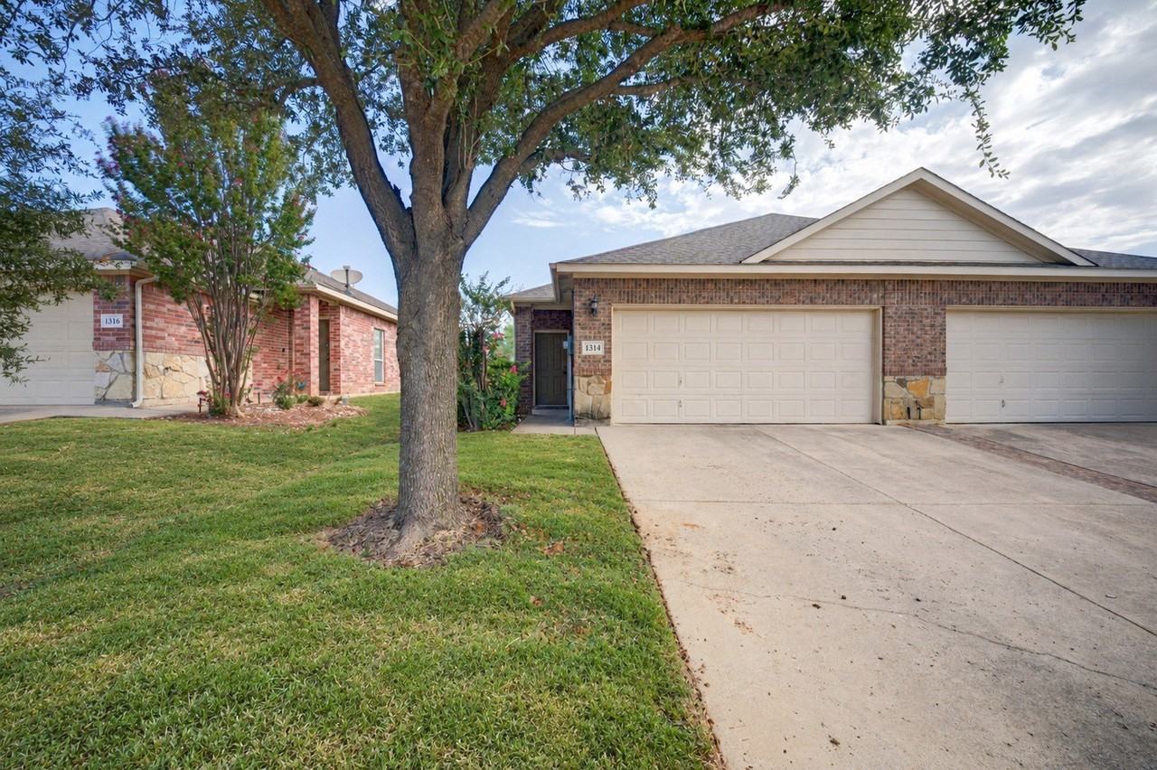 1314 Piedmont Dr - Photo 2 of 23