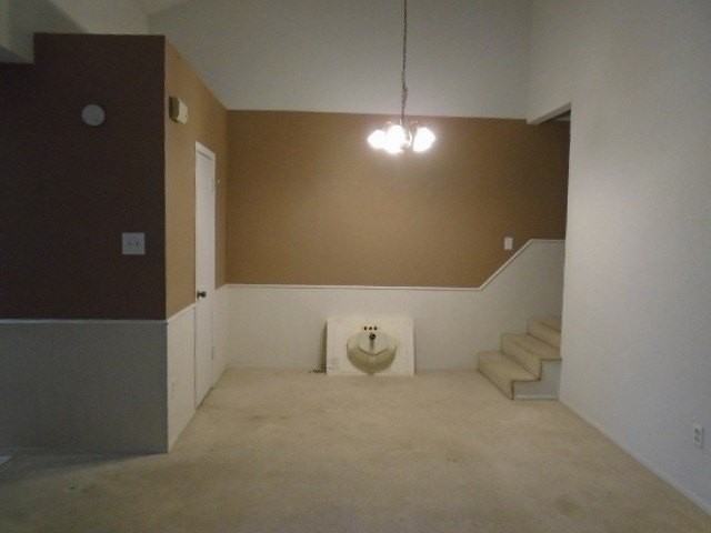 3194 Chimney Cir - Photo 5 of 10