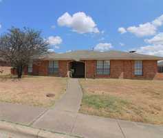 featured image of 1232 Mockingbird Ln