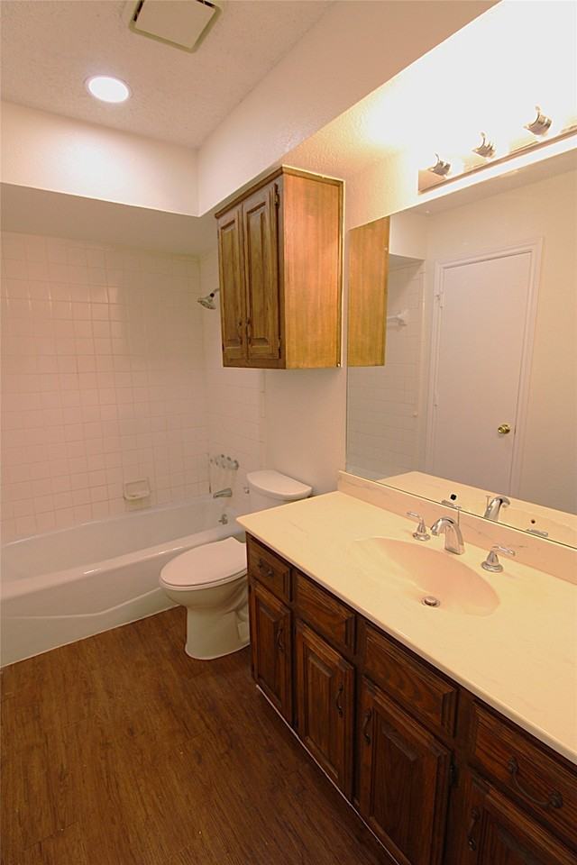 1232 Mockingbird Ln - Photo 7 of 9