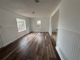 featured image of 703 S Ash St